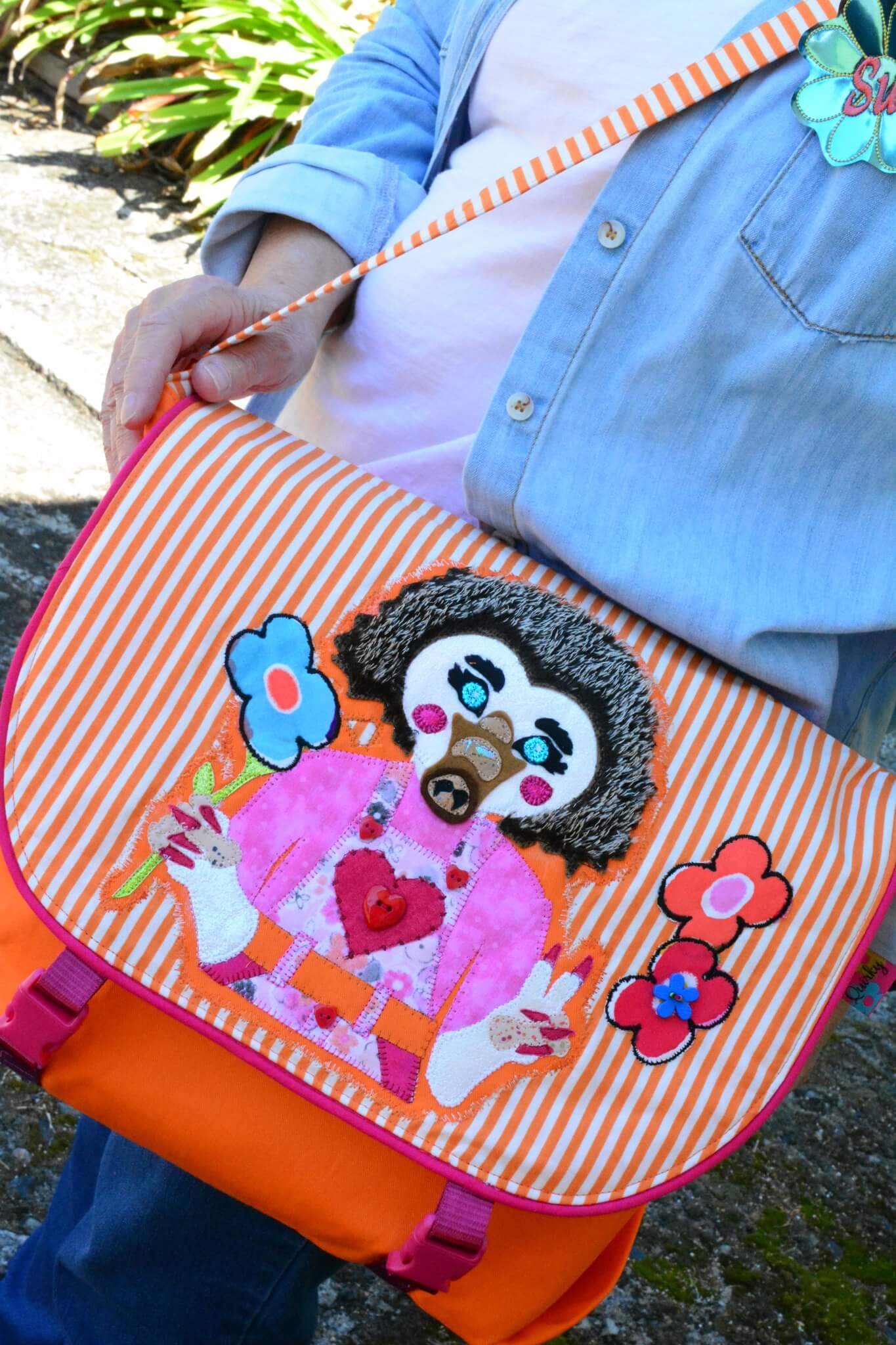 Flora The Echidna applique by Sew Quirky, bag made at Quirky Moo Retreat by Sue Hulin 